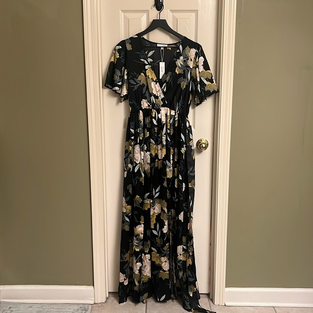 NWT Baltic Born Sicily Satin Maxi Dress in Black Floral